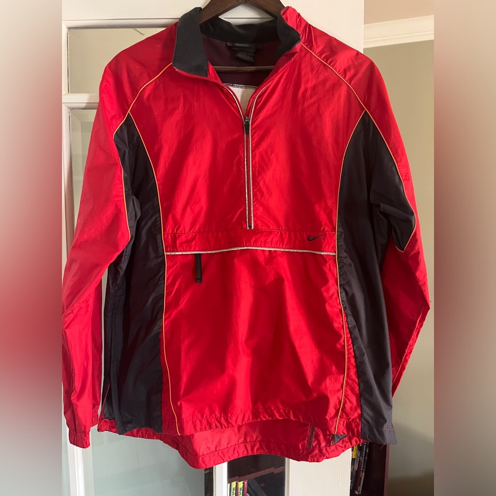 Women Nike running windbreaker jacket